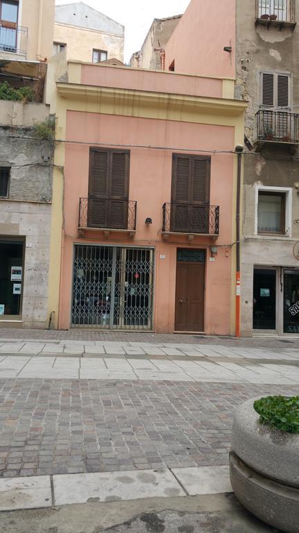 Sa Domu E Babbu Apartment Cagliari Exterior foto